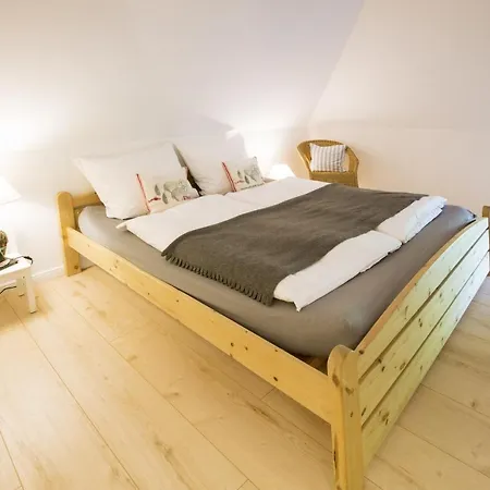 Kuhstall * Hasselberg (Schleswig-Holstein)