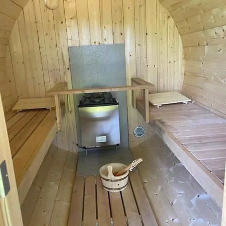 Kuhstall Апартаменты Hasselberg (Schleswig-Holstein)