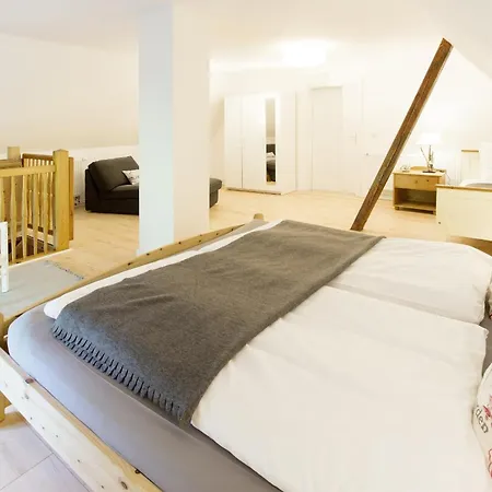 Kuhstall Apartament *
