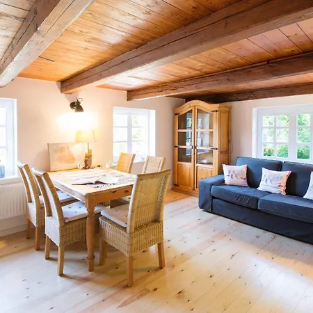 Kuhstall Apartament *